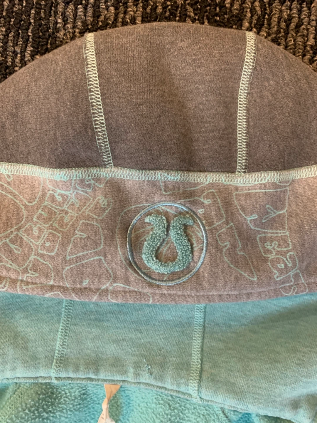 Lululemon Zip-Up Hoodie - photo 3