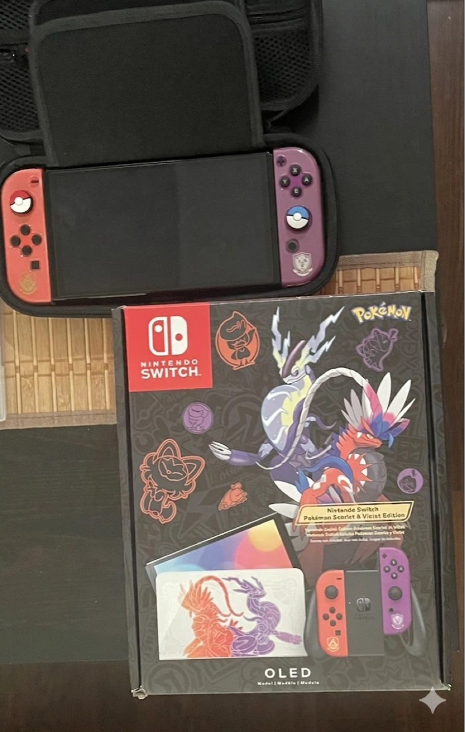 Nintendo Switch OLED – Pokémon Scarlet & Violet Limited Edition