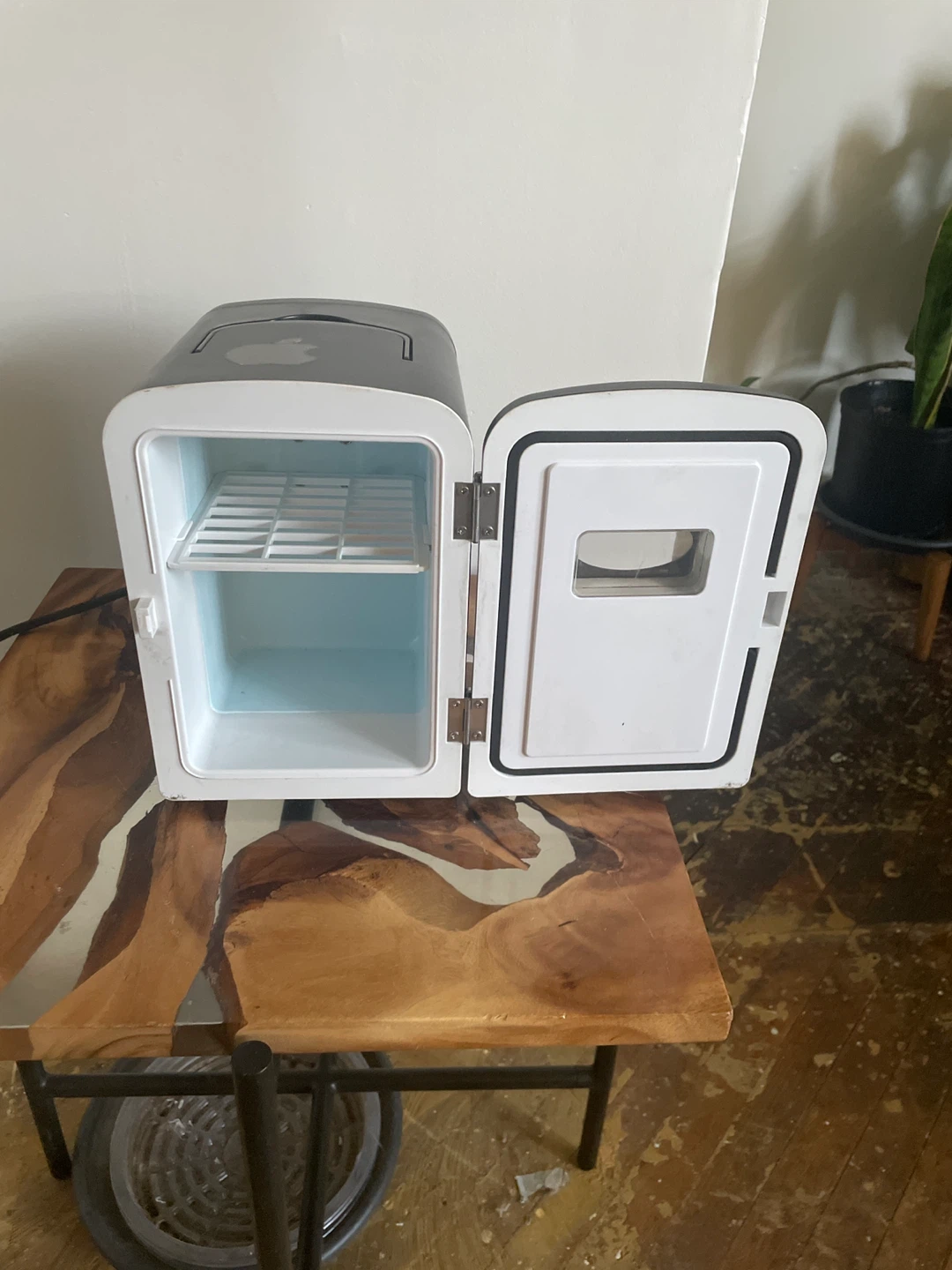 Frigidaire Mini Fridge