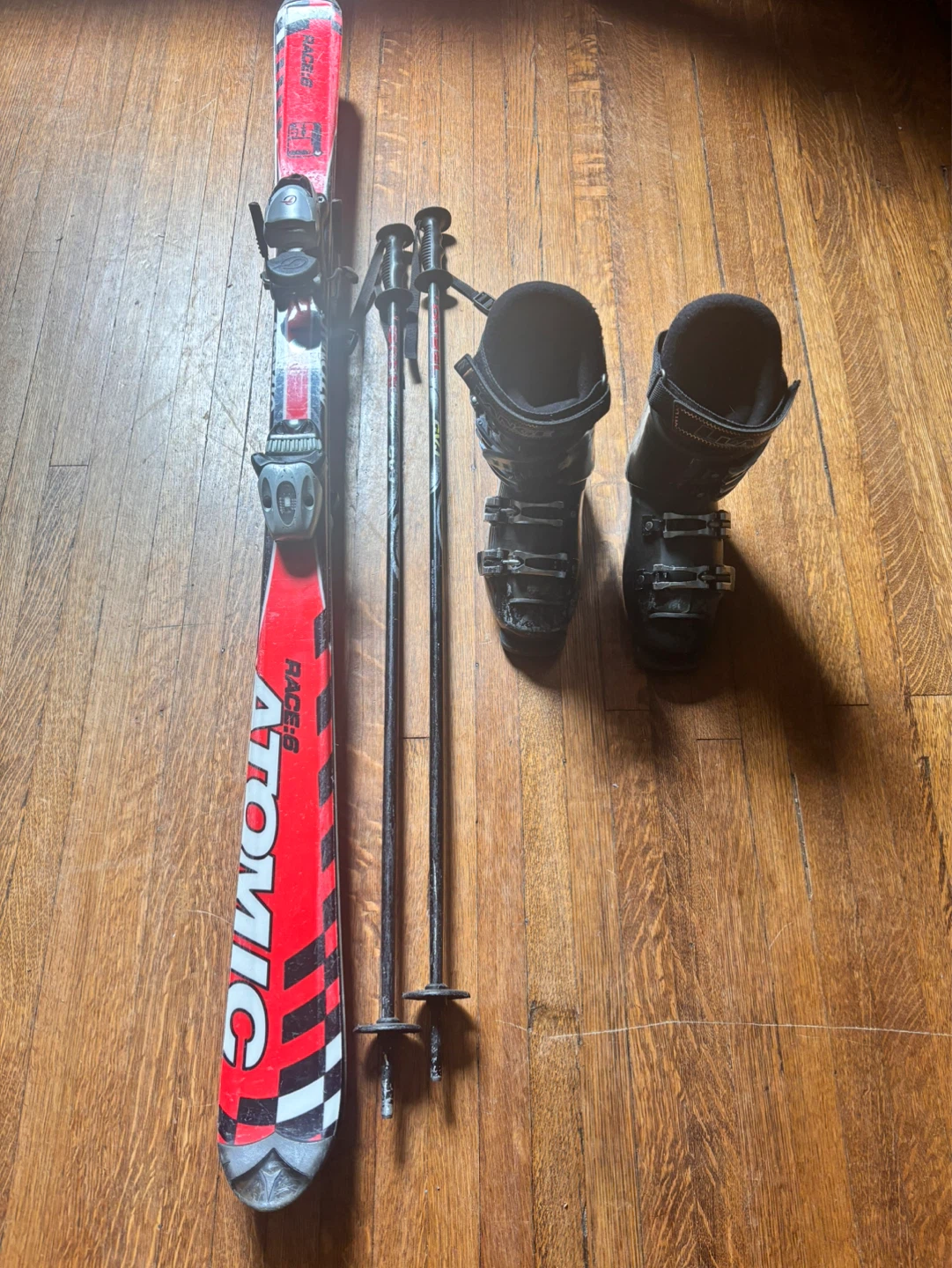 Atomic Race 8 Skis with Boots and Poles
