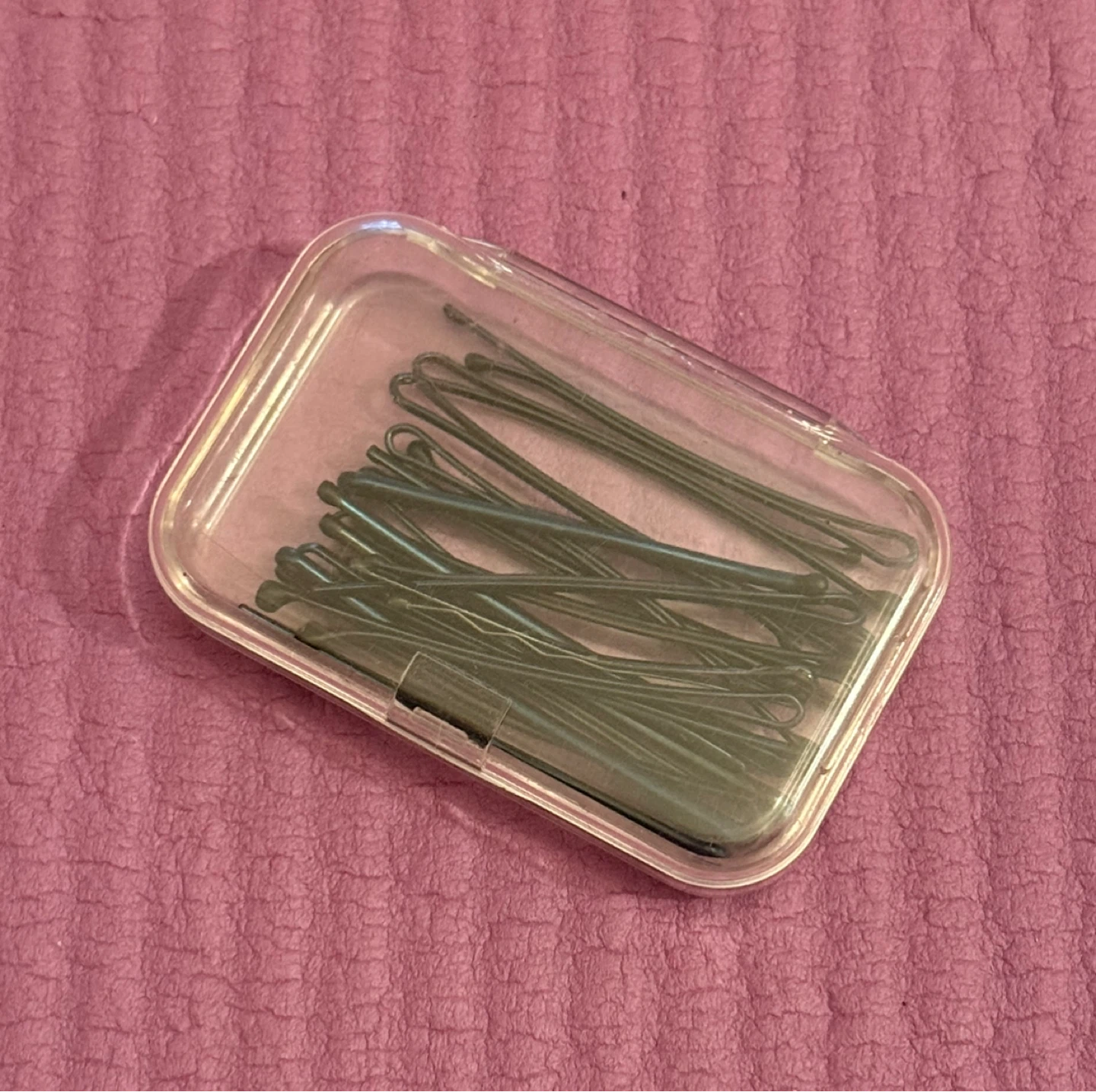 ⚽️Bobby Pins with Case - photo 2