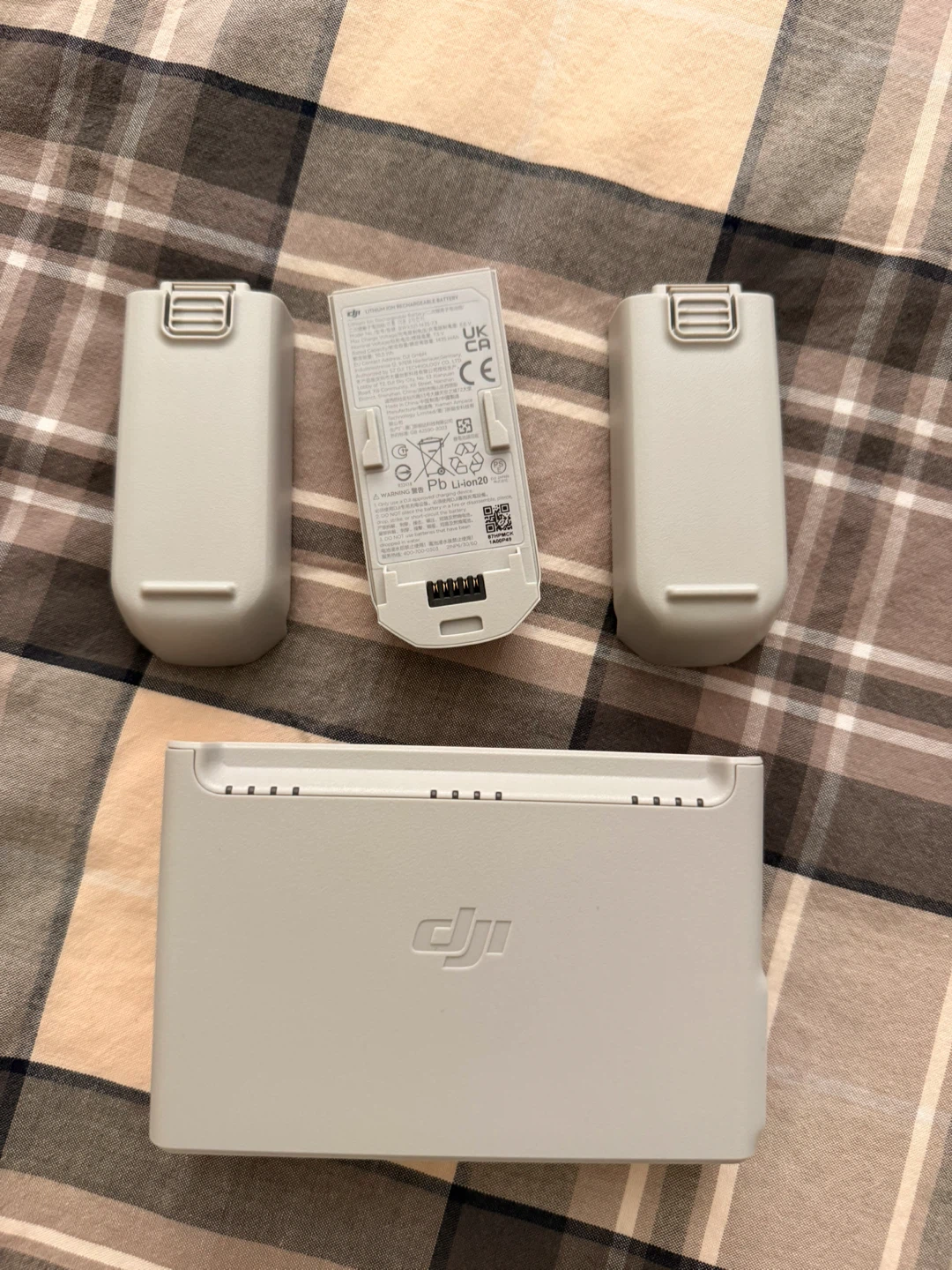 DJI Drone Battery Charging Hub with 2 Batteries