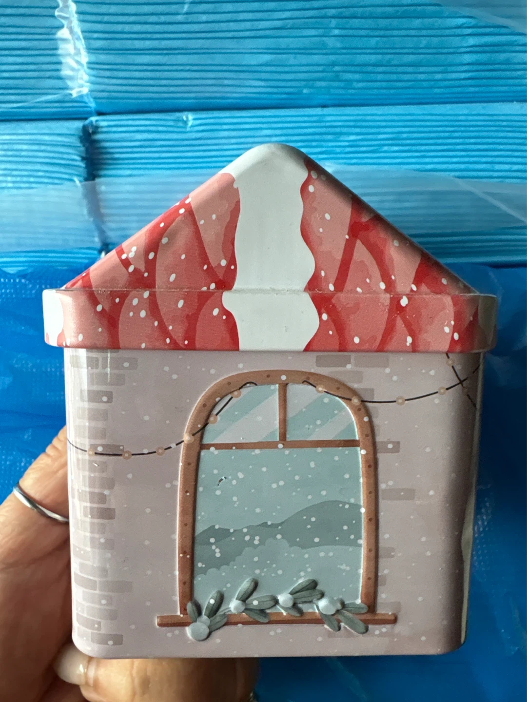 ⚽️ Vintage Pink Sky Tin House Trinket Box collectible - photo 2
