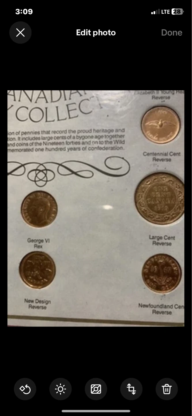 Framed Canadian Penny Collectn Display includes 2 large pennies - photo 2