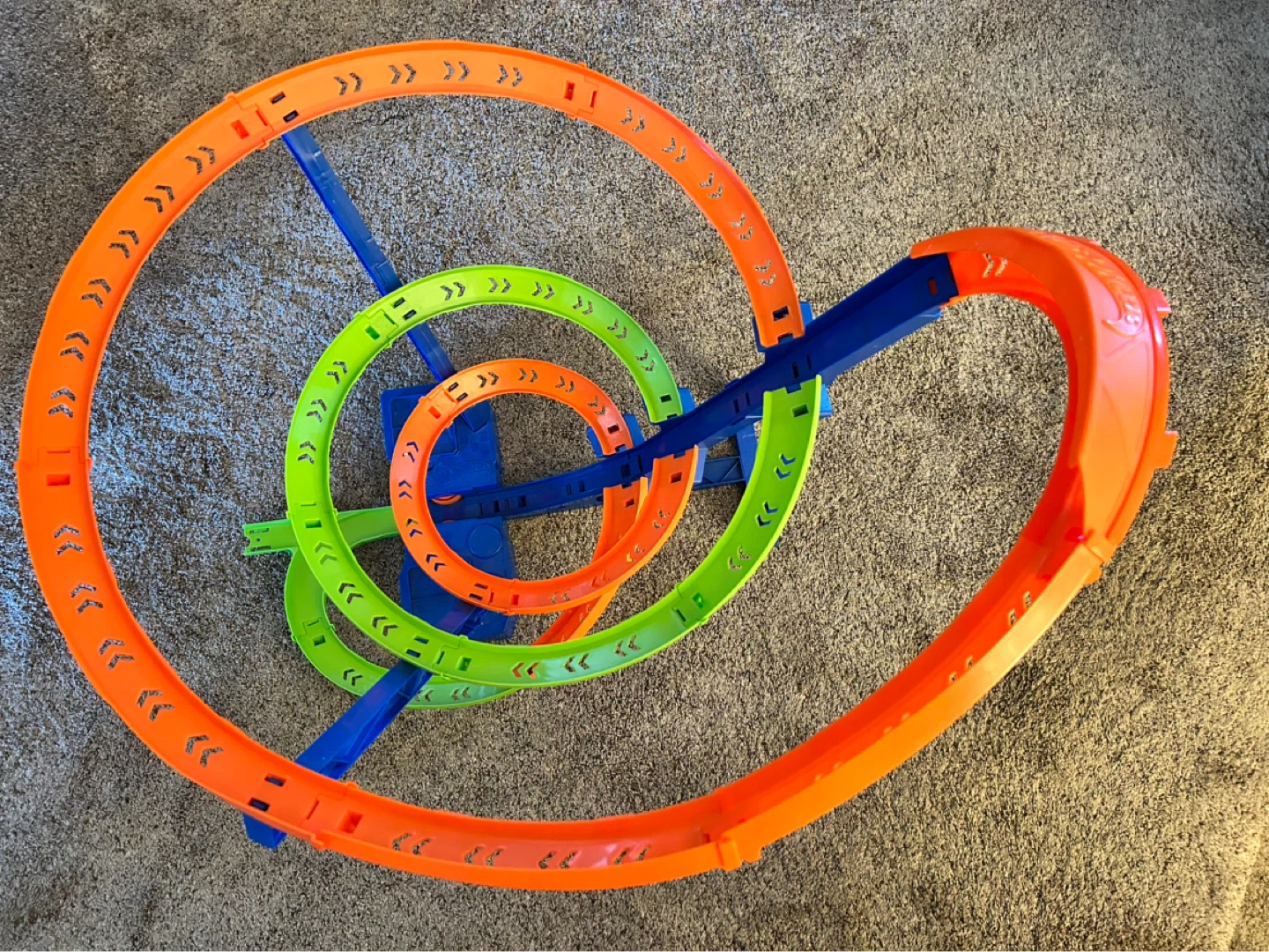 Hot Wheels Spiral Track Set ⚽ - photo 4