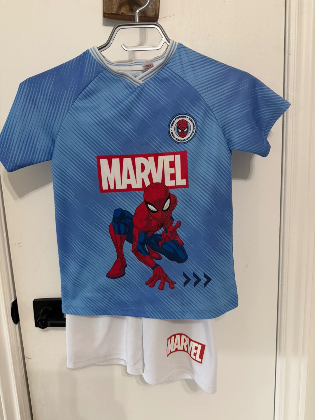 Boys 6-8  Soiderman jersey set