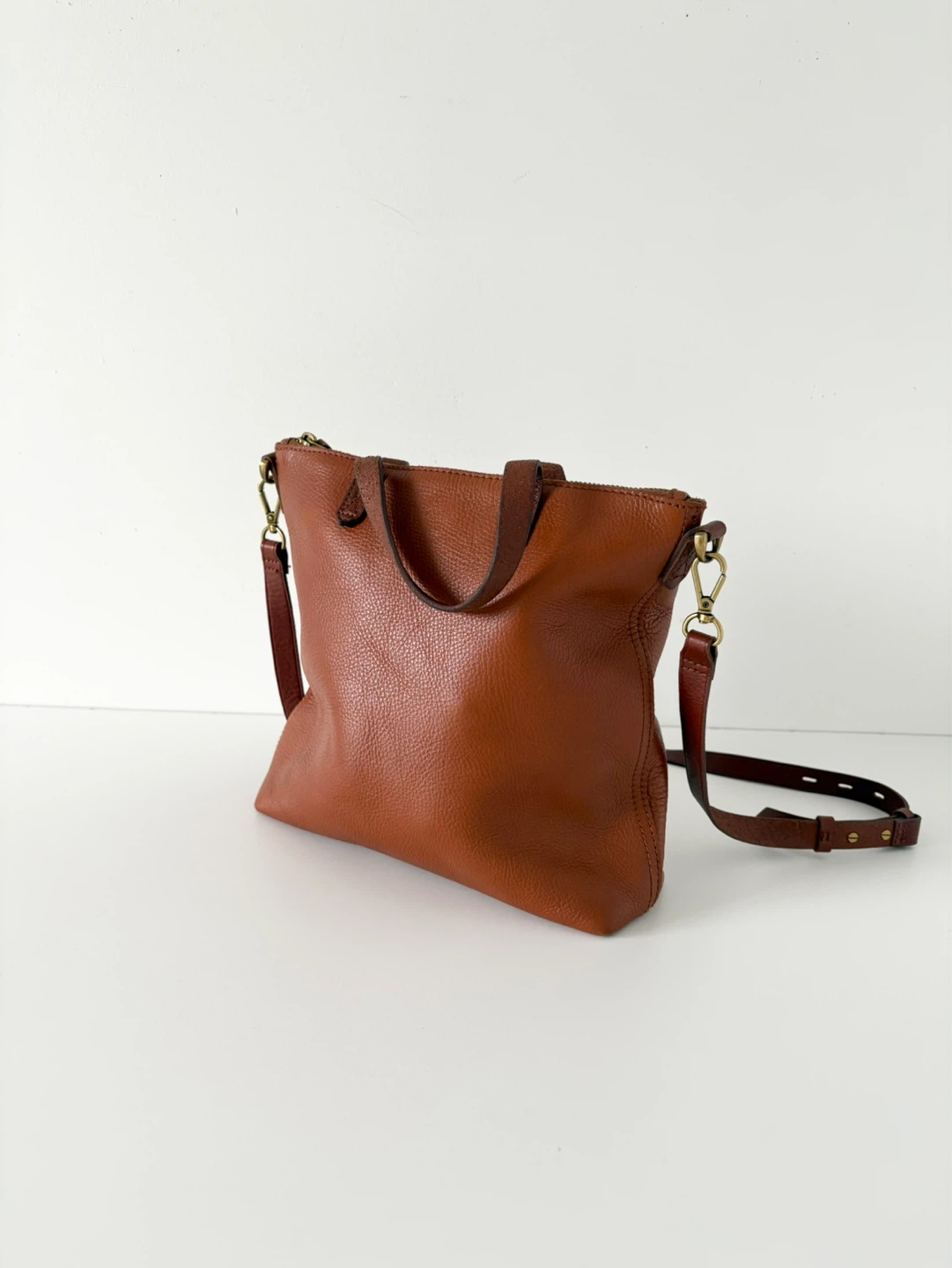 Madewell The Zip-Top Transport Crossbody Leather Bag