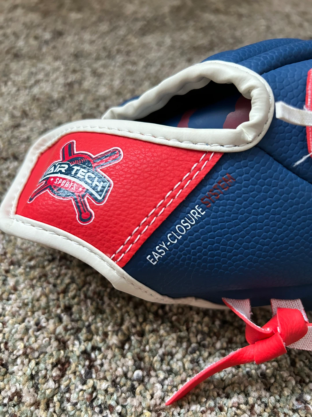⚽ Franklin Air Tech Baseball Glove and Ball Set - photo 4