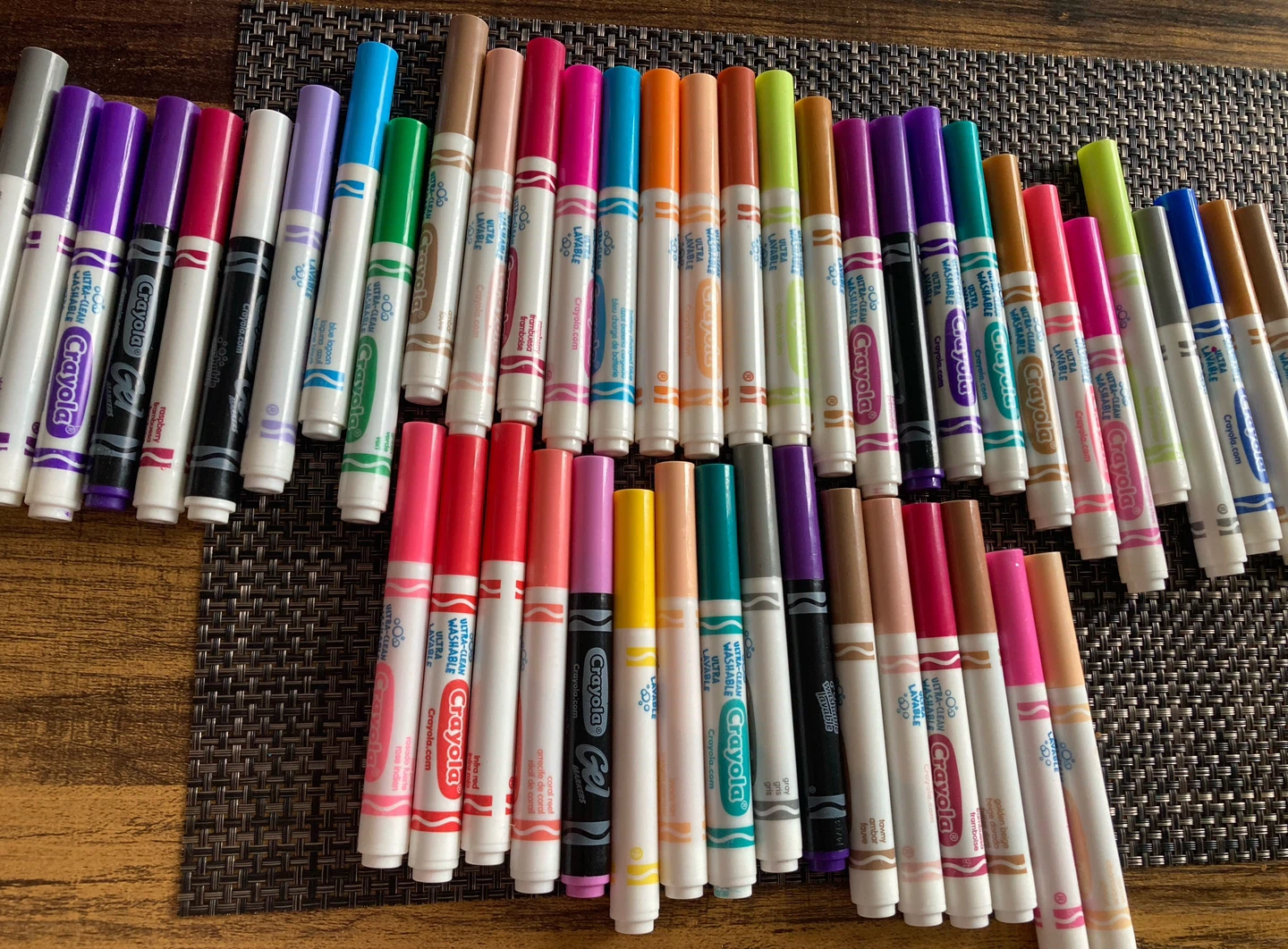 Crayola Ultra-Clean Washable Markers & Gel Markers Set