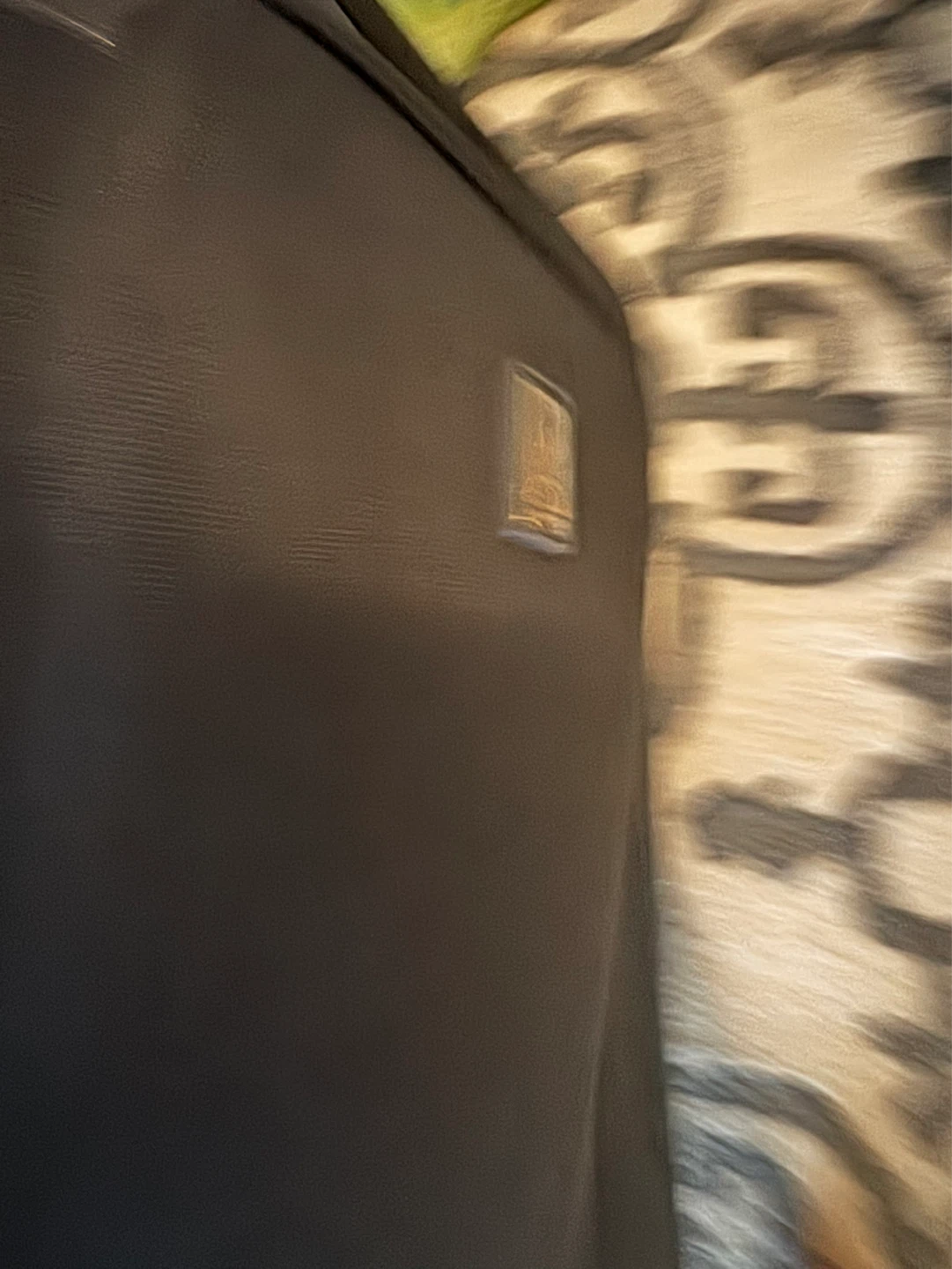 Suitcase - photo 3
