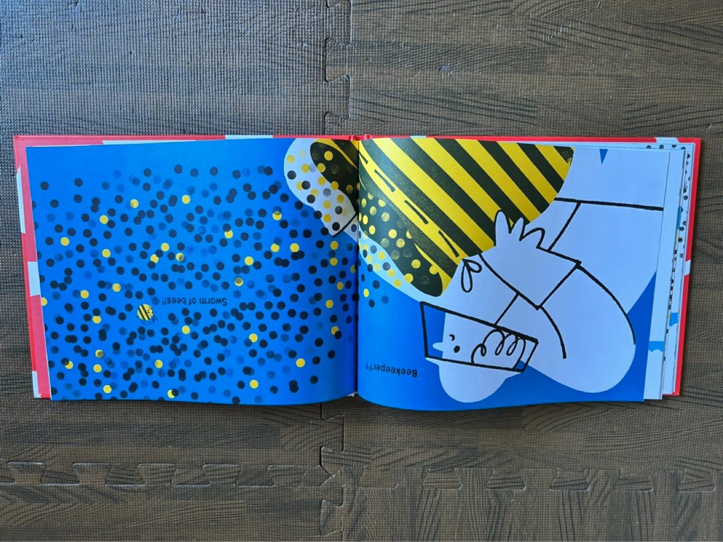 Lemony Snicket Swarm of Bees Book ⚽ - photo 3
