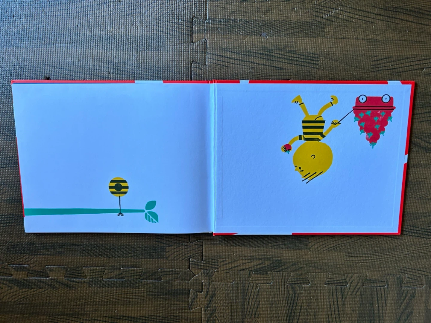 Lemony Snicket Swarm of Bees Book ⚽ - photo 2