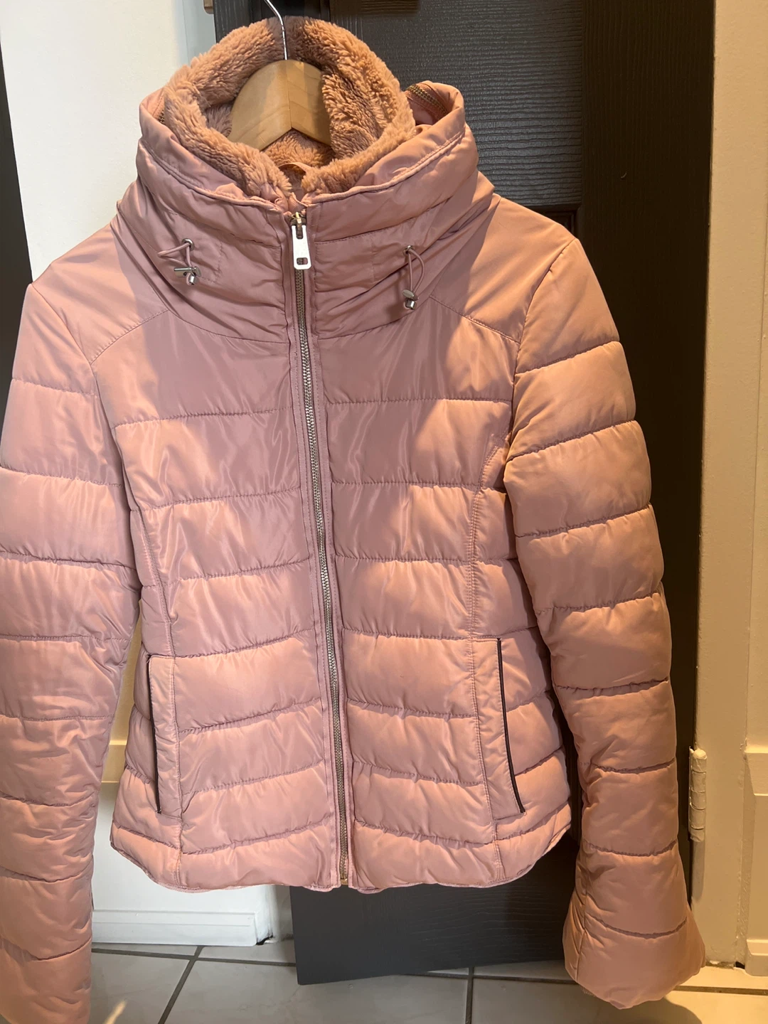 Zara Basic Puffer Jacket - Pink  very Small fit