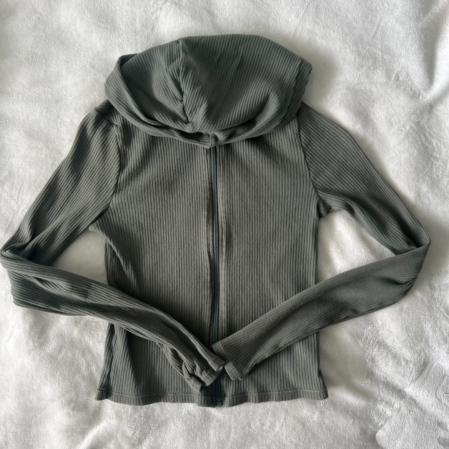 Fitted Light Green Sweater