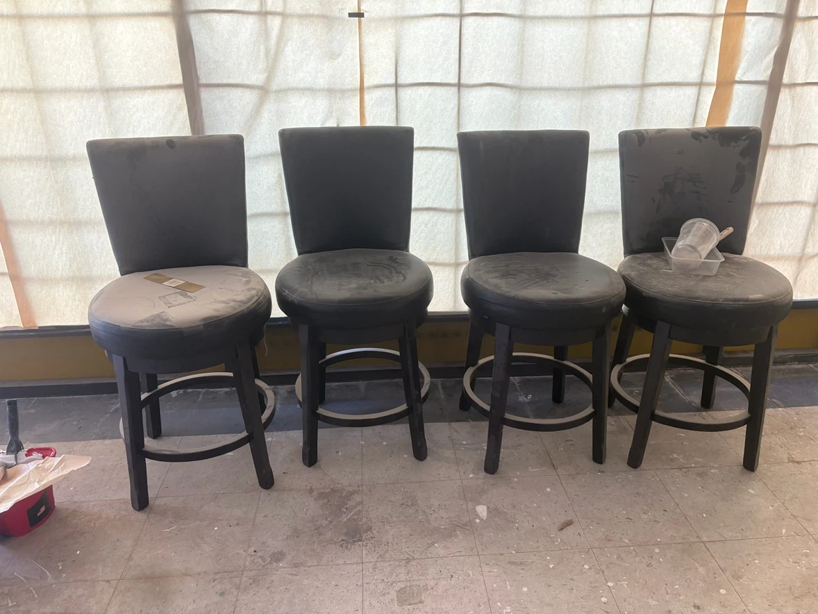 Set of 4 Black Bar Stools