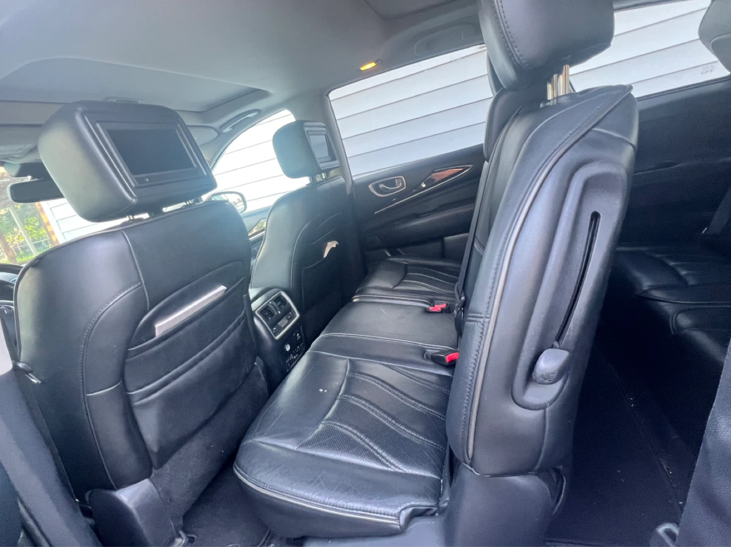 Car - photo 5