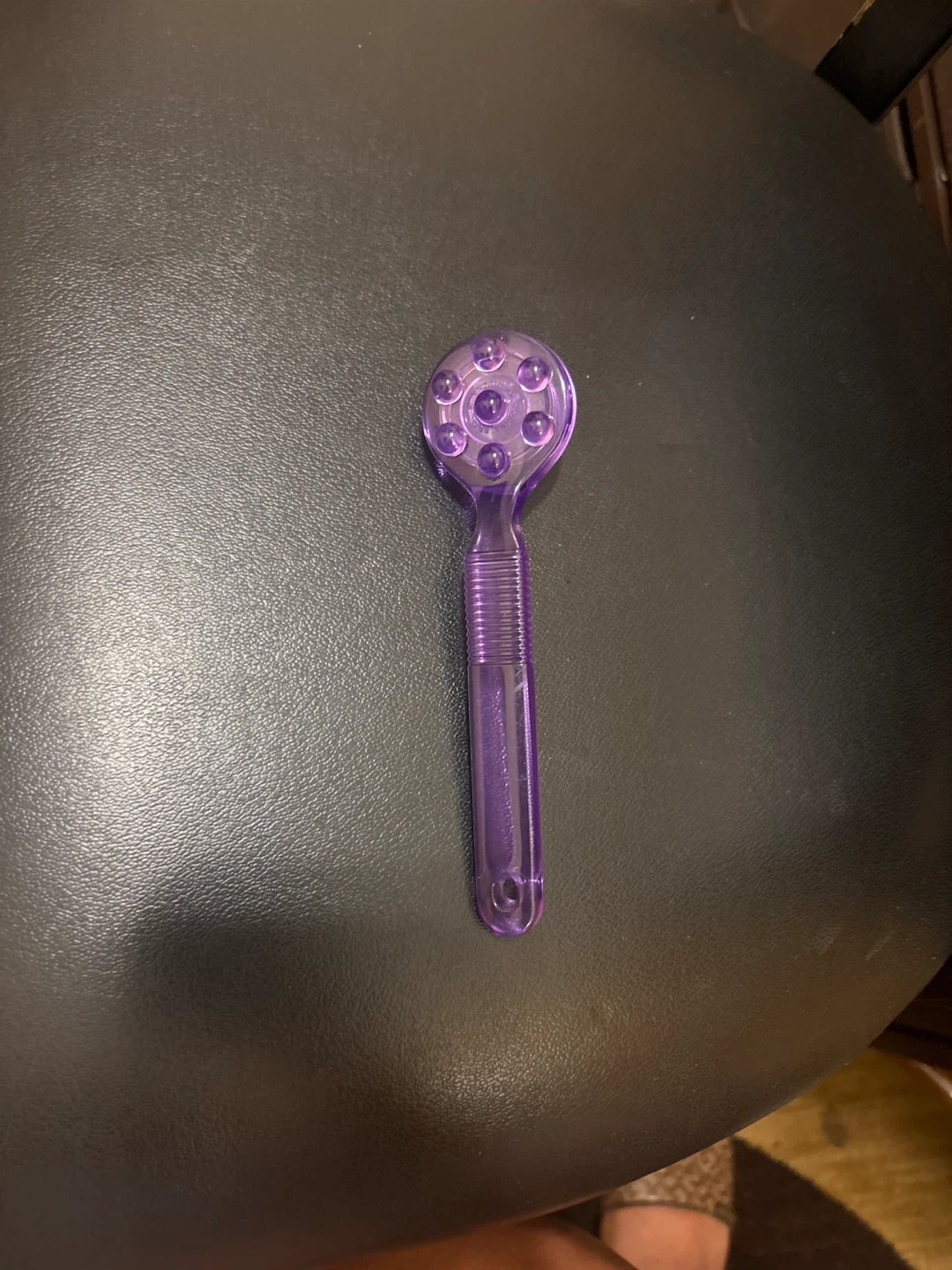 ⚽ Purple Facial Roller Tool