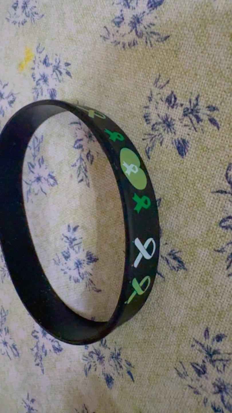 ⚽ Awareness Wristband with Green and White Ribbons