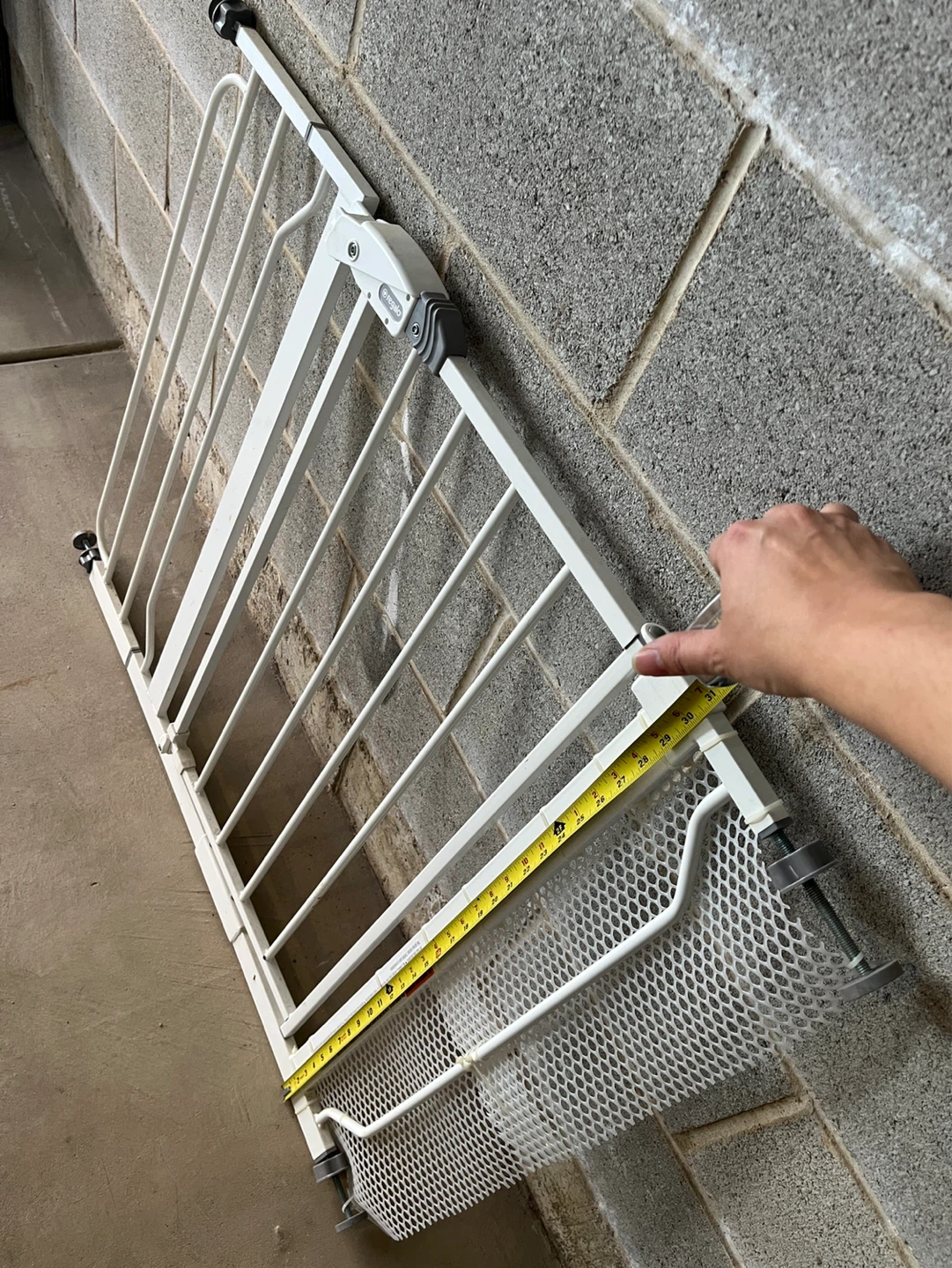 White Metal Baby Gate - photo 5