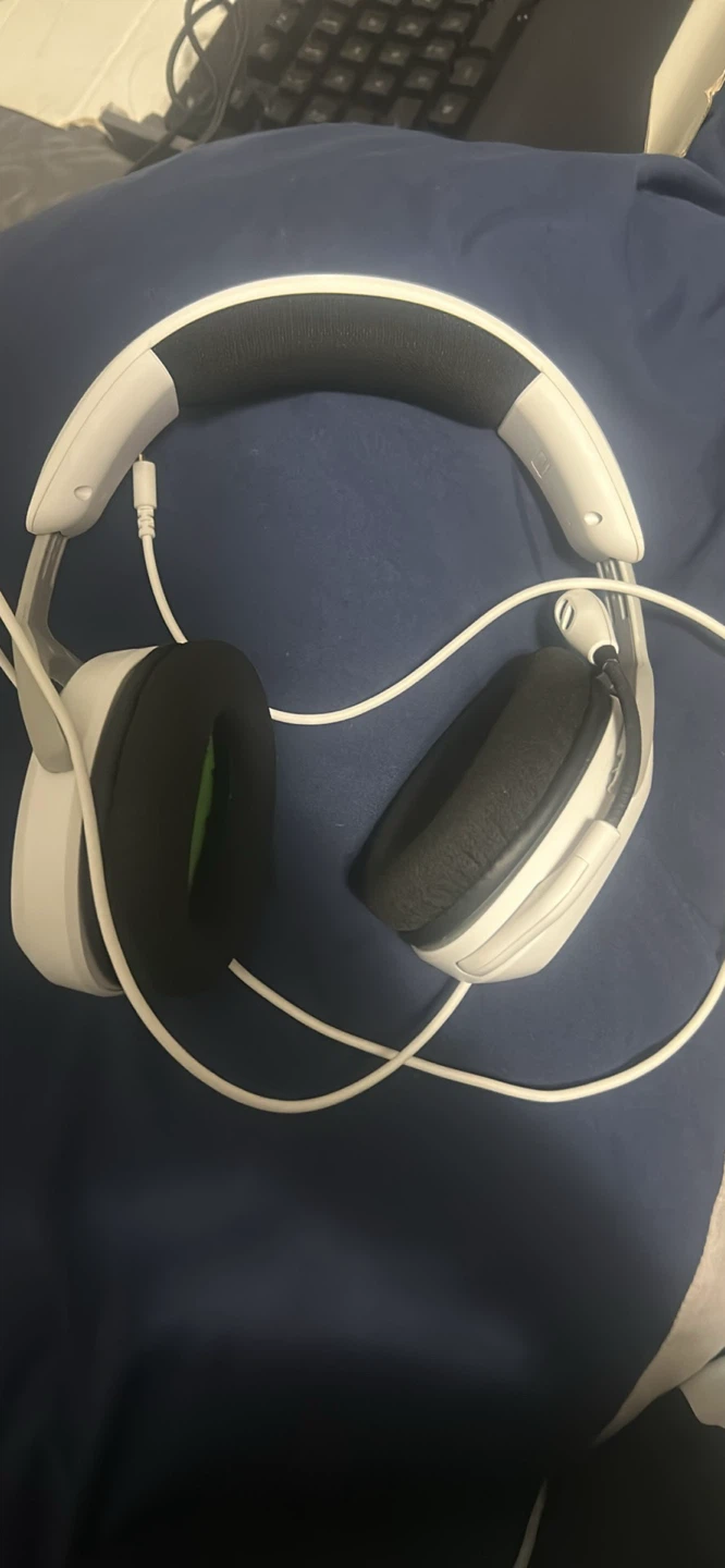 Hyperx cloud gaming headset