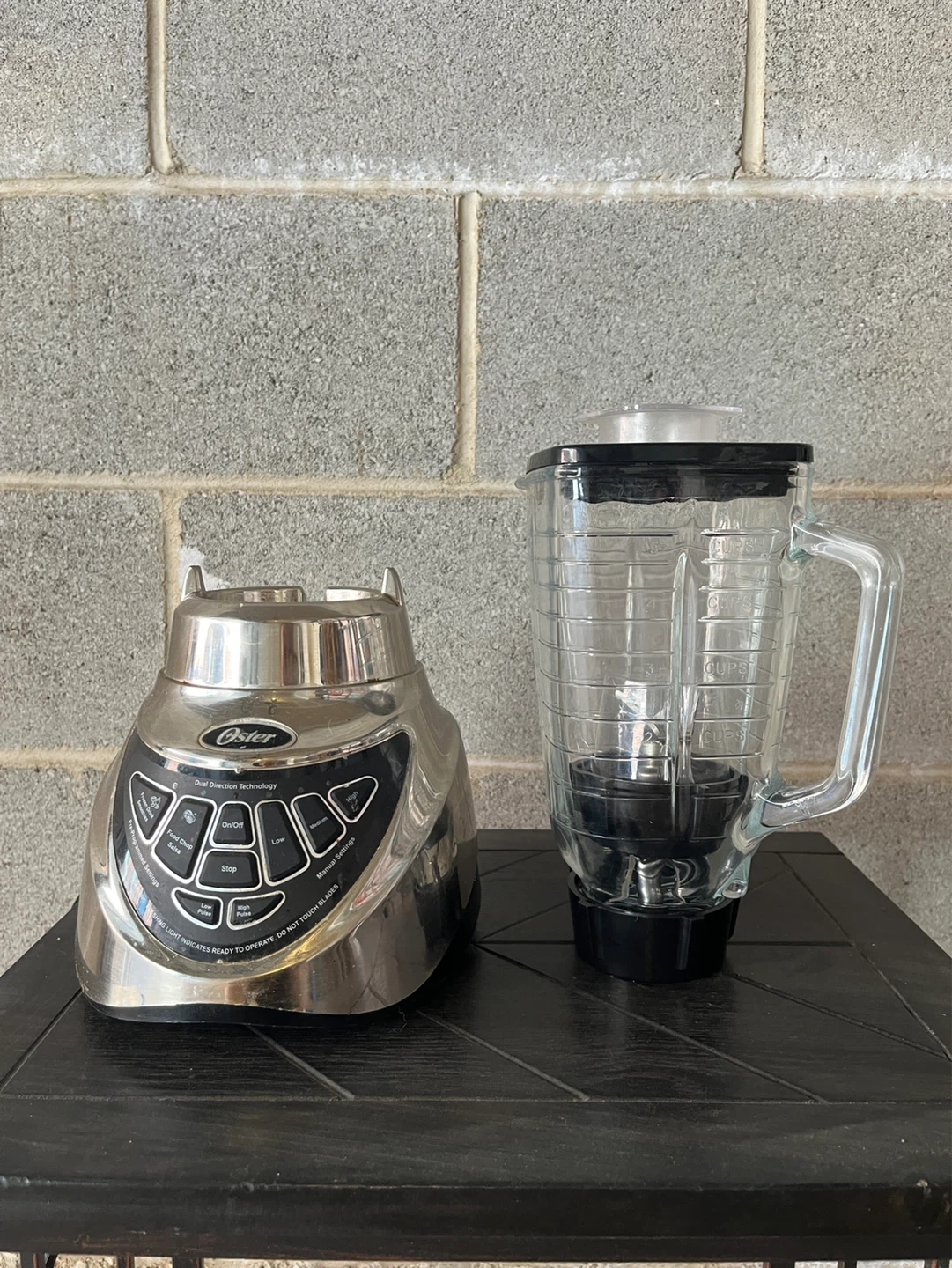 Oster Blender Base and Glass Jar