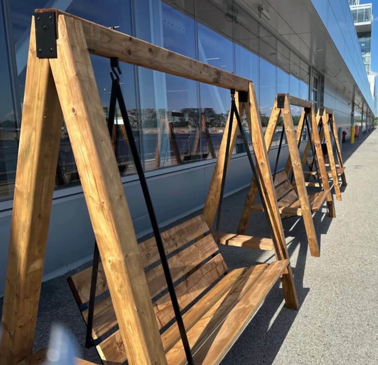 Wooden Garden Swings - photo 2
