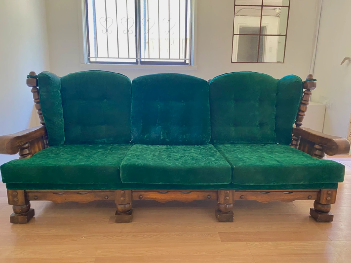 Free Sofa