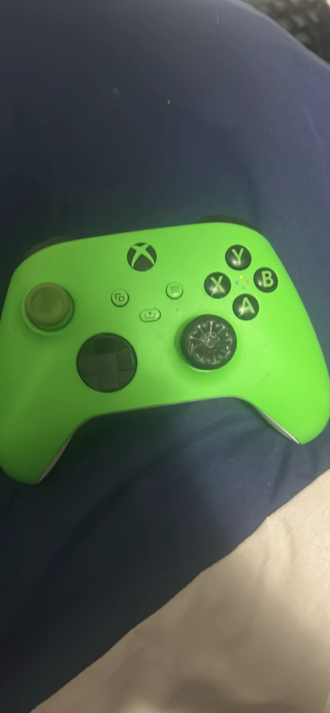 Xbox Wireless Controller - Electric Green