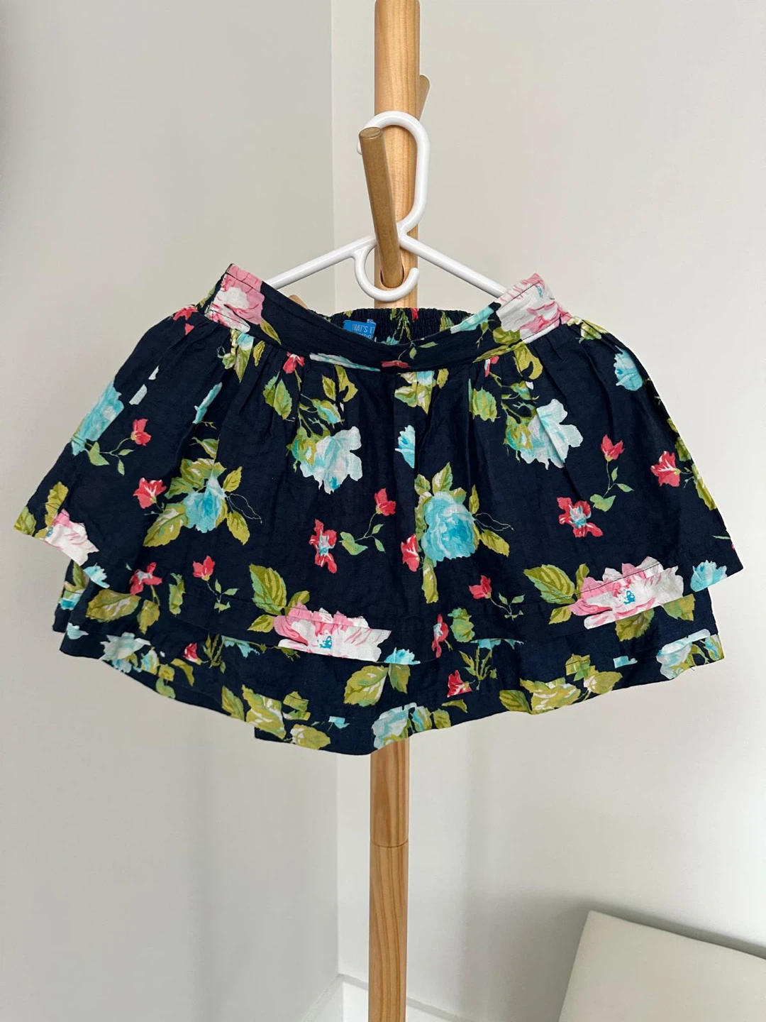 ⚽️ That's Collection Floral Skirt Size M