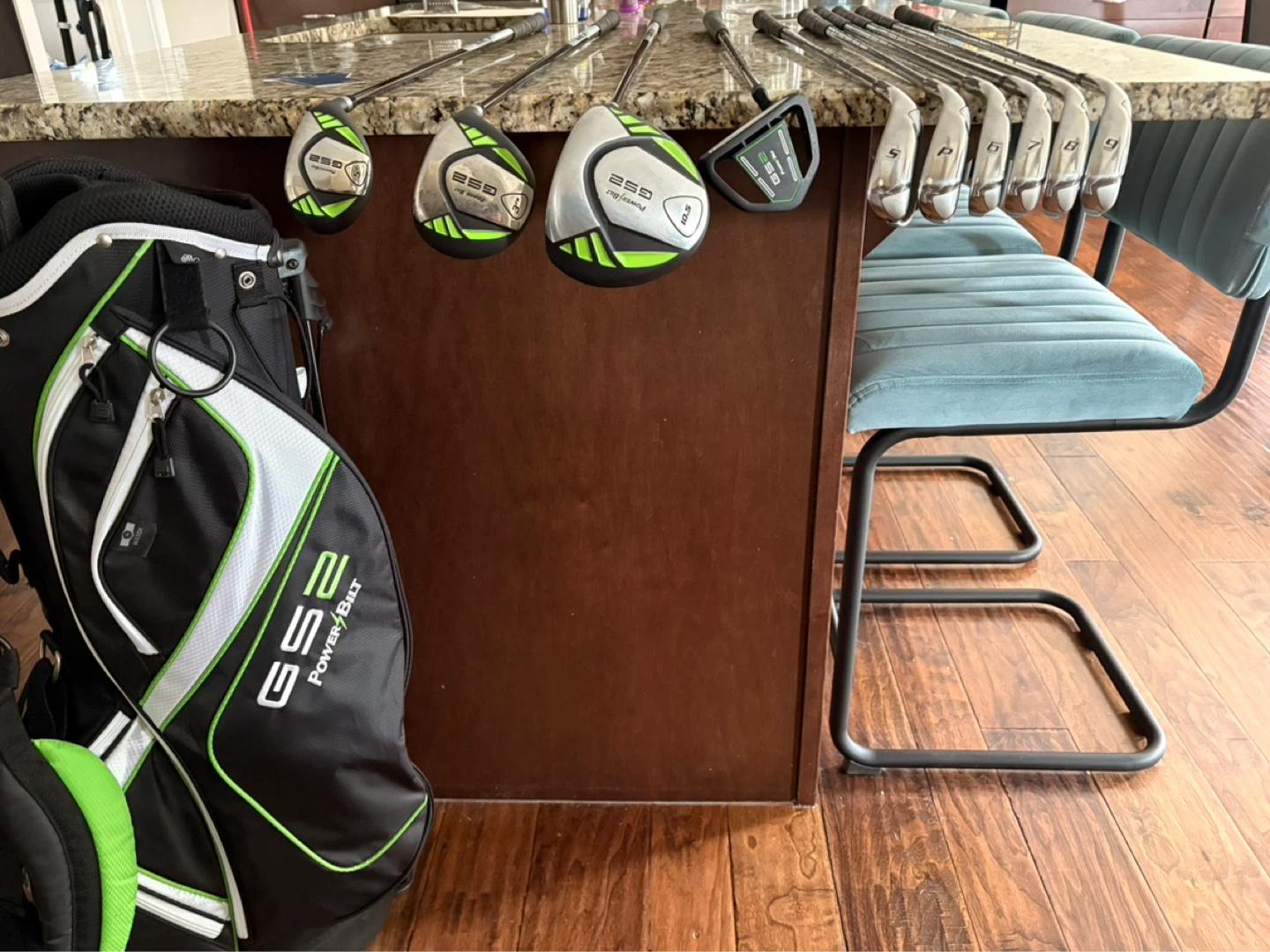 PowerBilt GS2 Golf Club Set with Bag