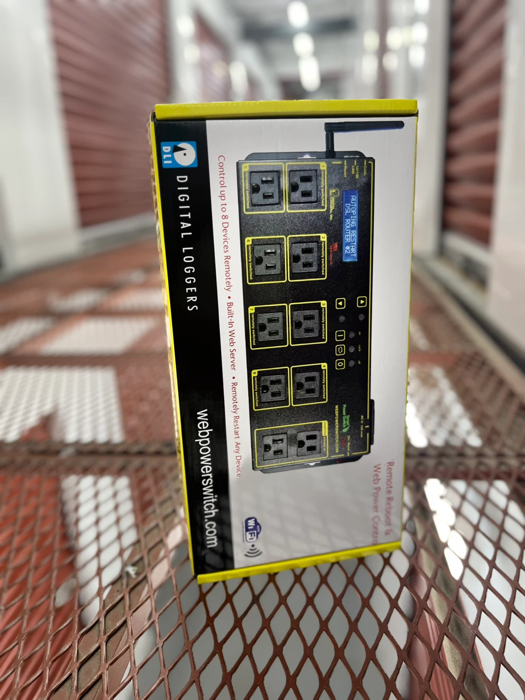 Digital Loggers Web Power Switch - 8 Outlet - photo 2