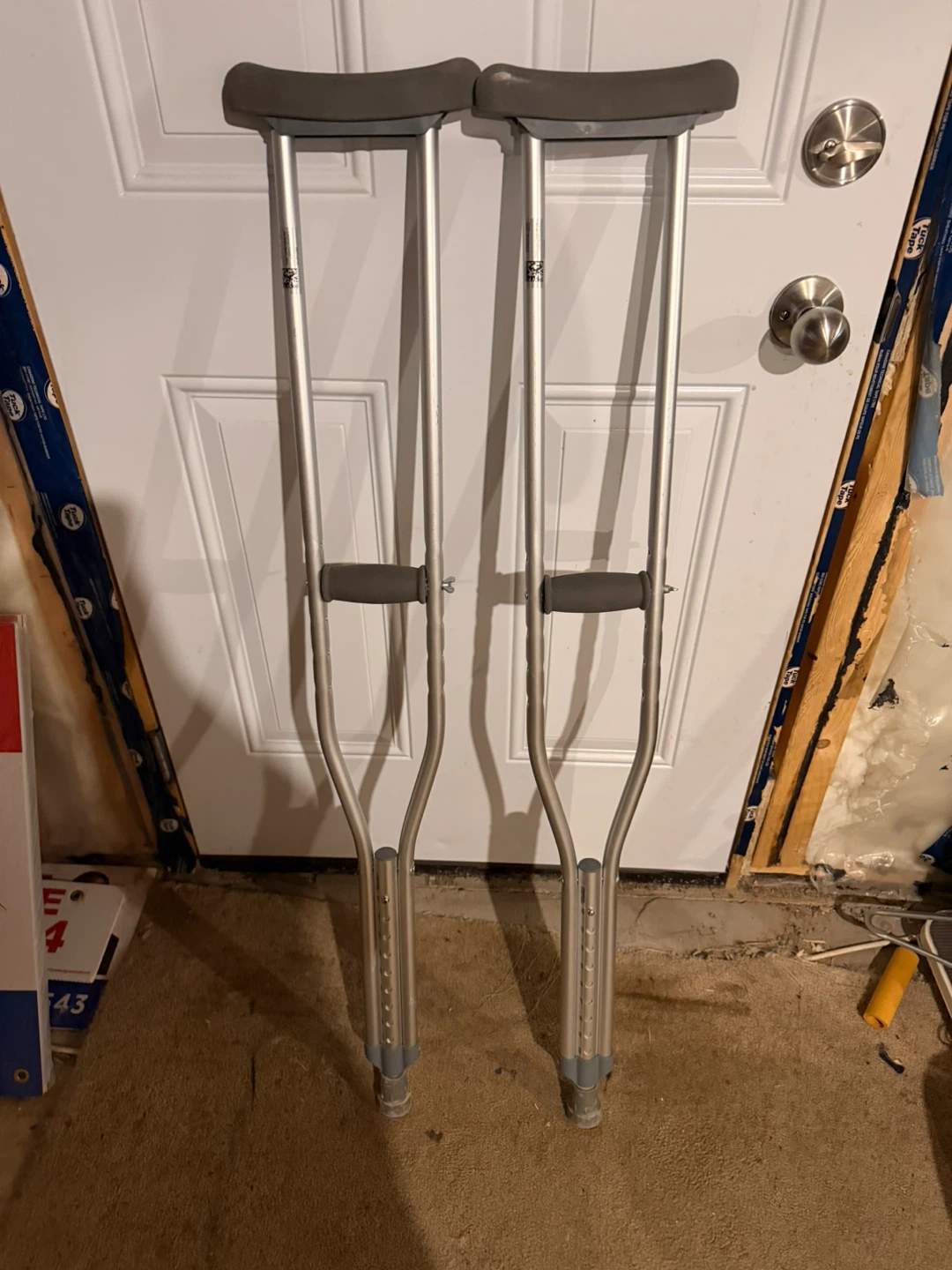 Used for a week . Cardinal Health Crutches