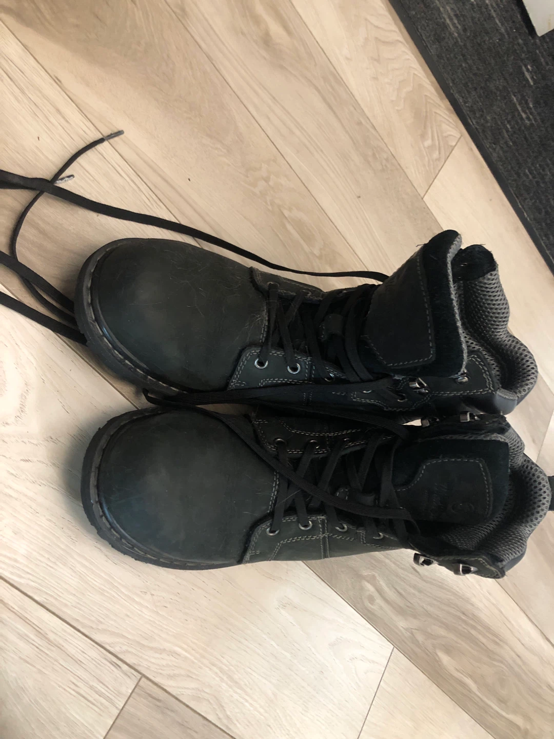 Wind River T-max Heat Black Leather Boots