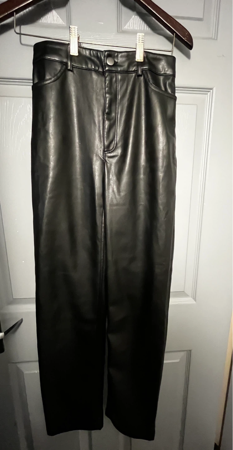 ⚽️Dynamite Black Faux Leather Pants Size 2