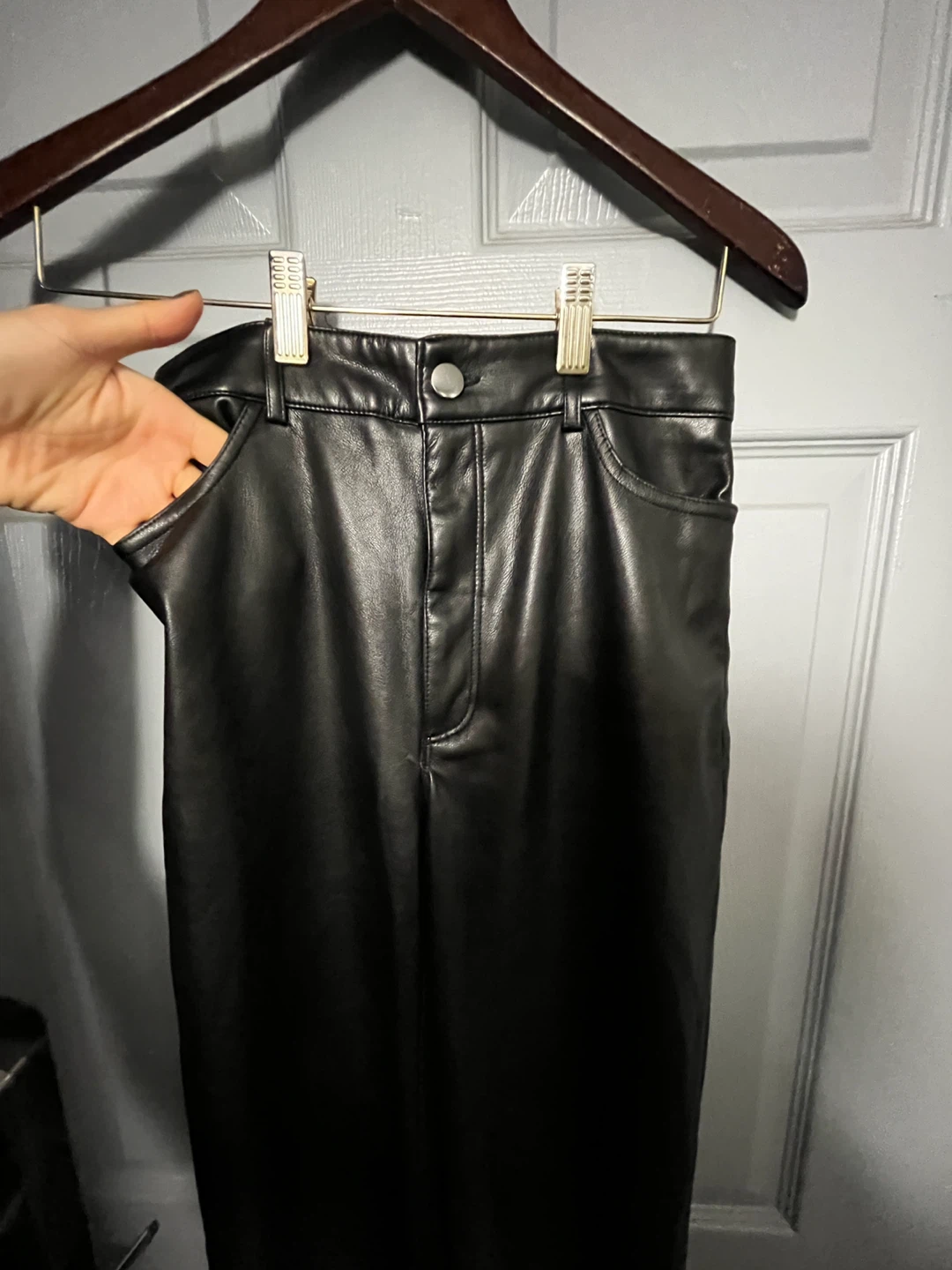 ⚽️Dynamite Black Faux Leather Pants Size 2 - photo 3