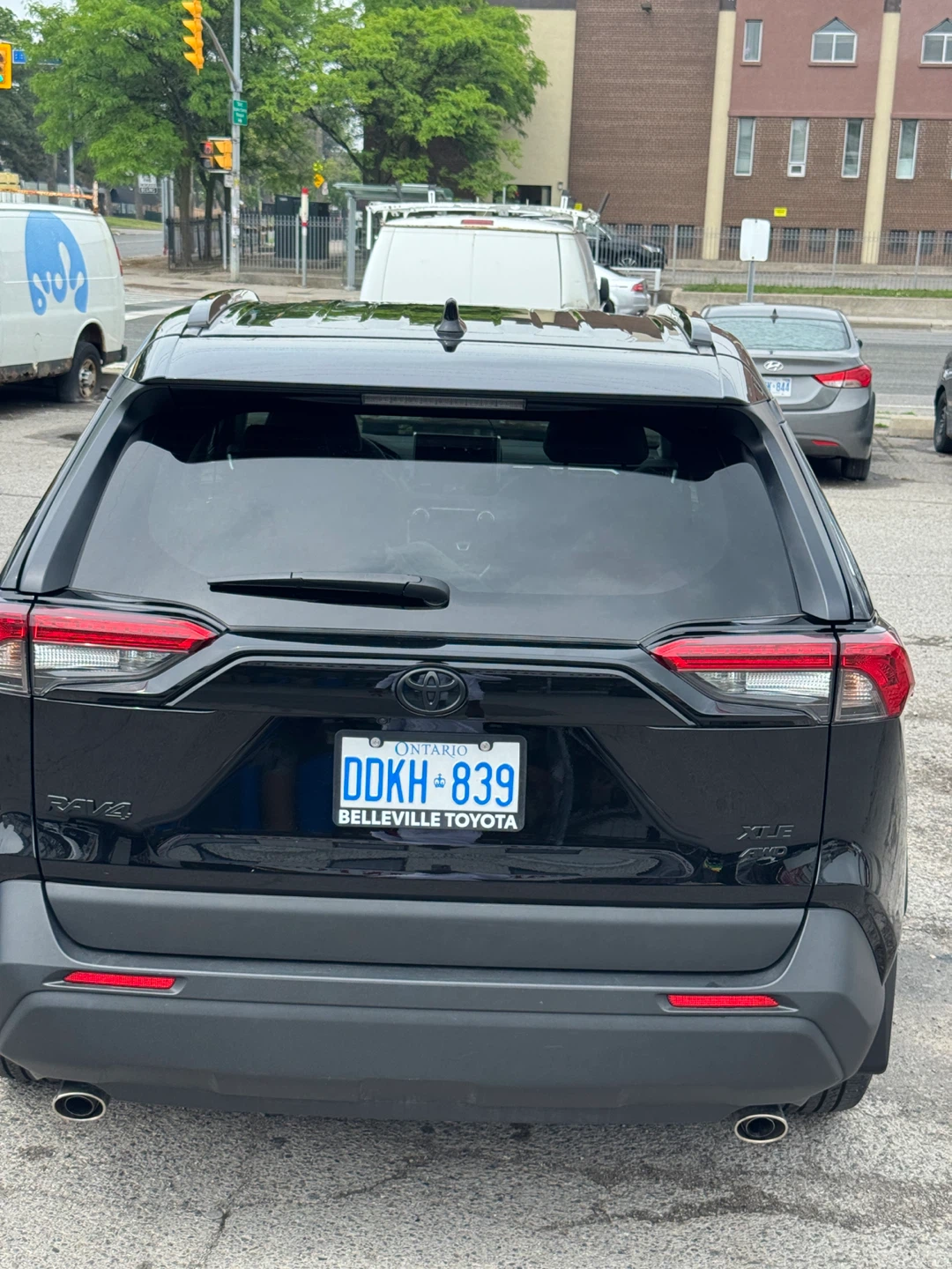 Car - photo 3