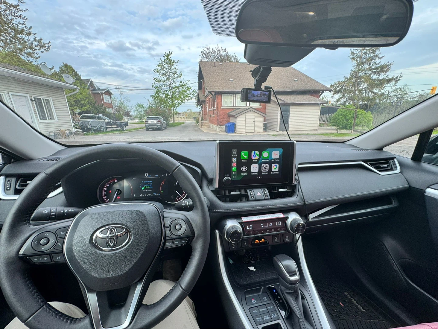 Car - photo 4