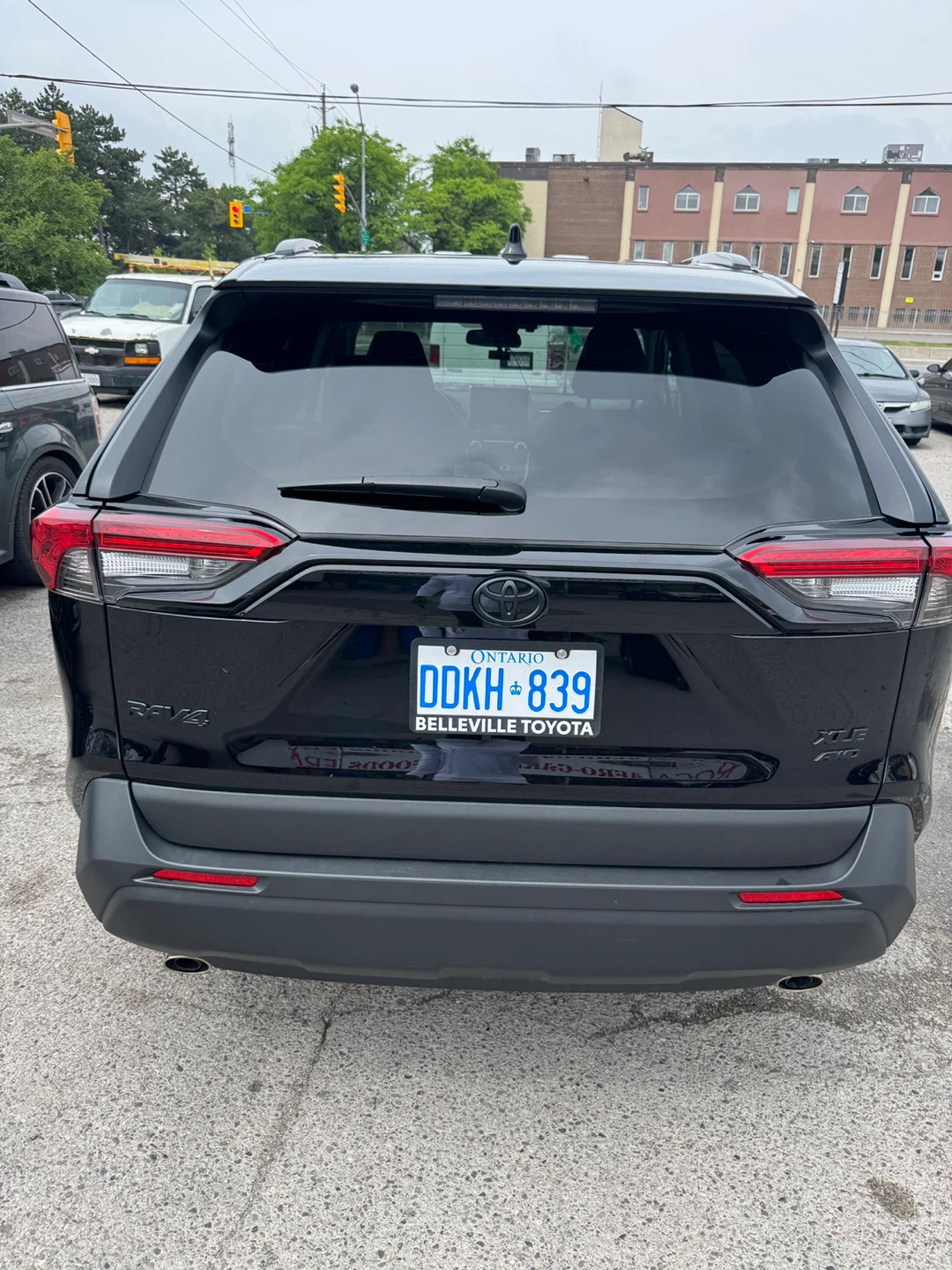 Car - photo 2