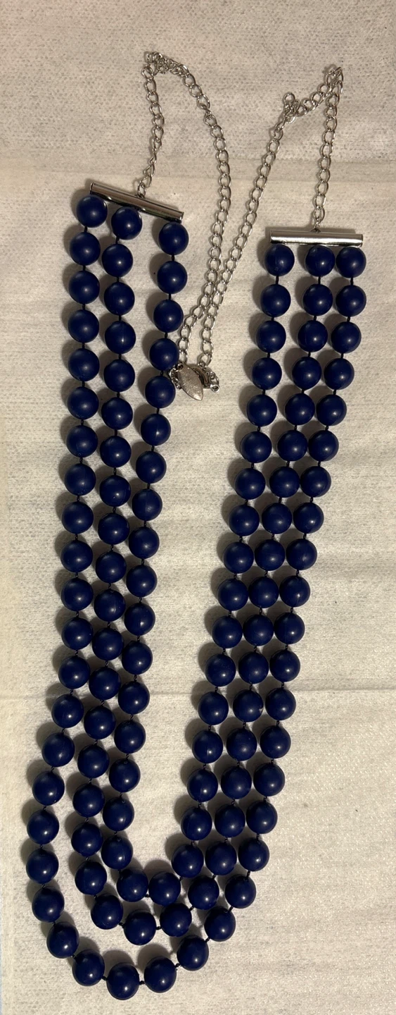 Navy Blue Multi-Strand Beaded Necklace⚽️