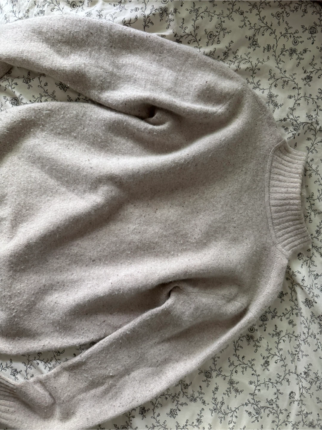 Women's Cream Turtleneck Sweater - photo 3