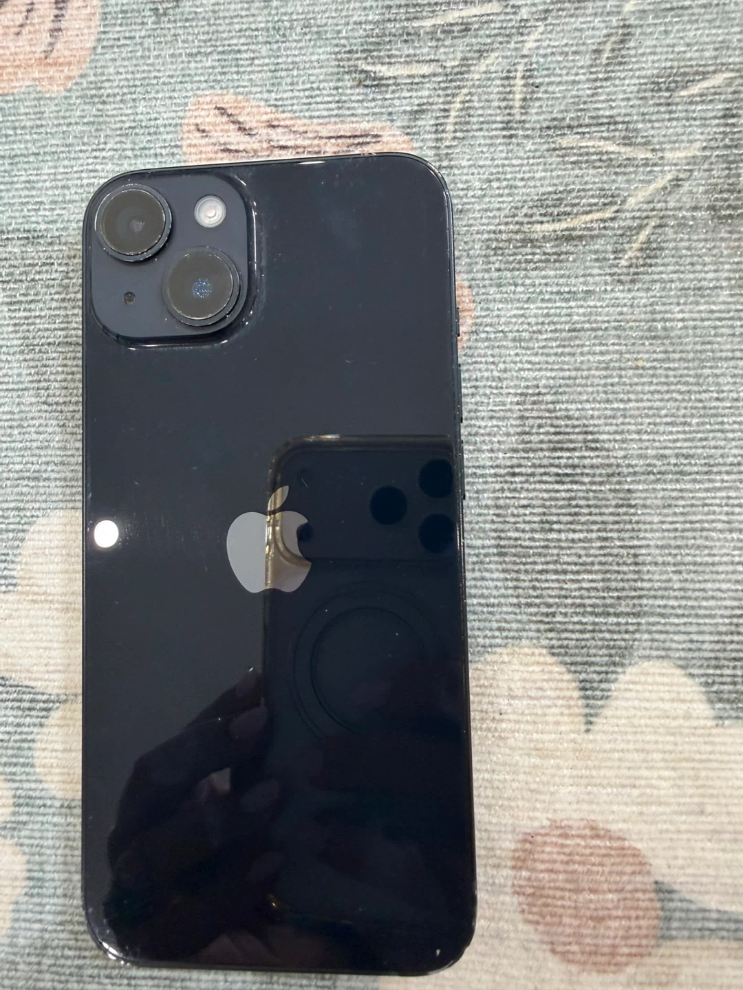 Apple iPhone 14 - photo 2