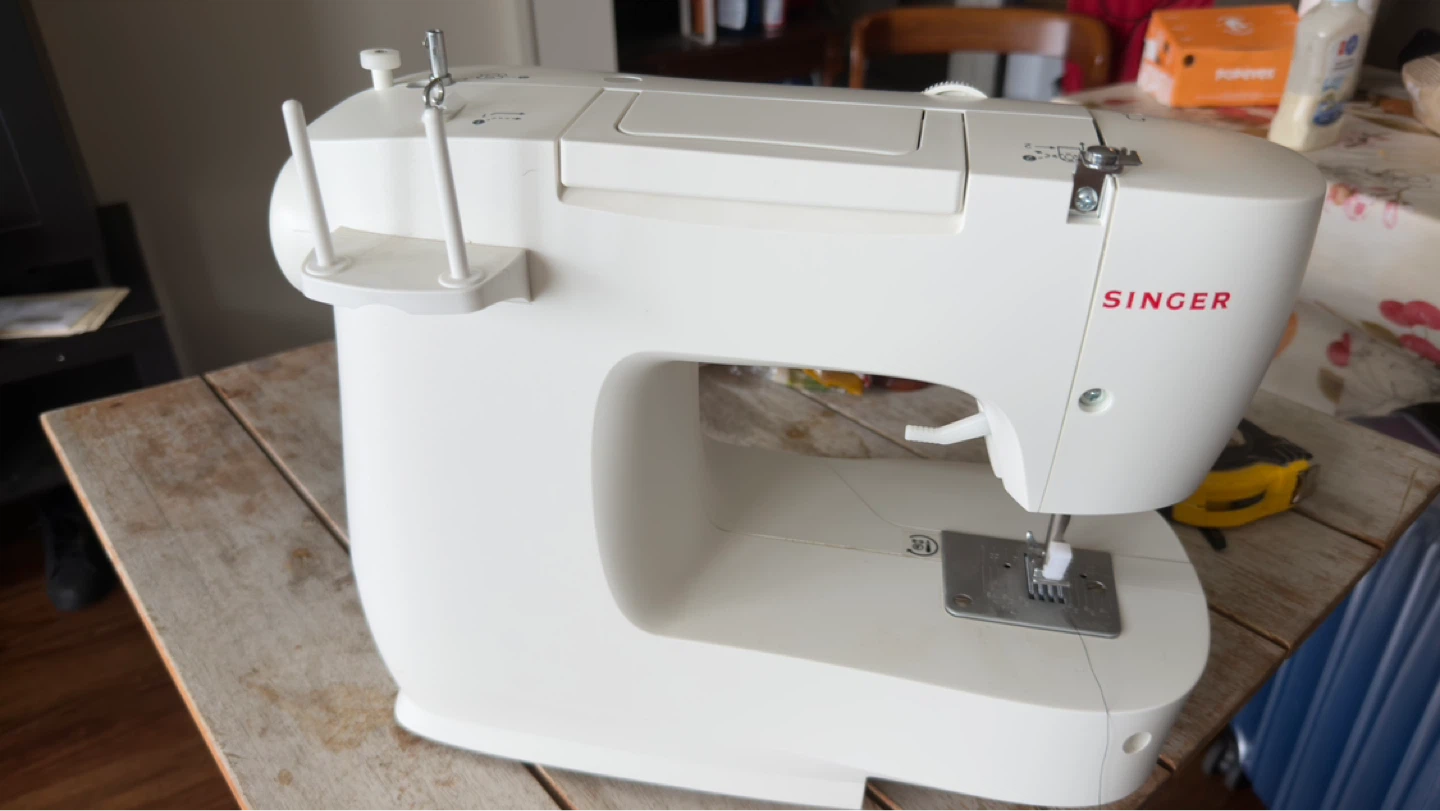 singer m2100 sewing machine - photo 2