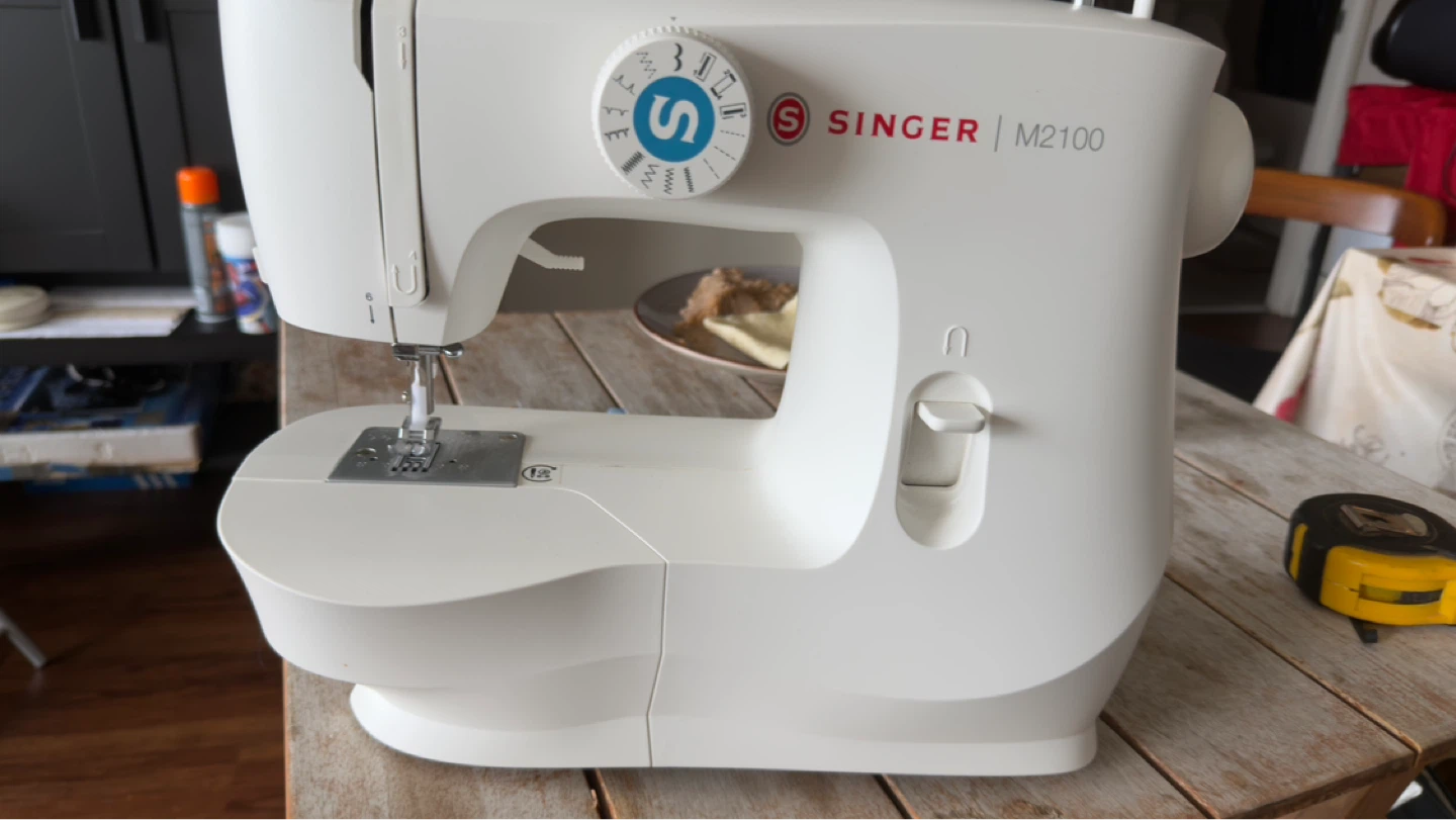 singer m2100 sewing machine - photo 3