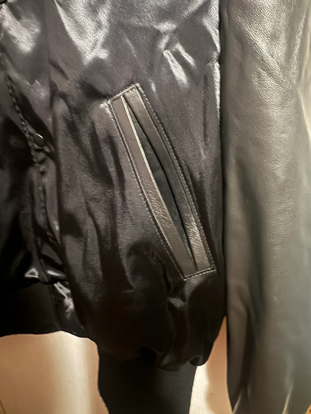 Roots Toronto Raptors Bomber Jacket - photo 4