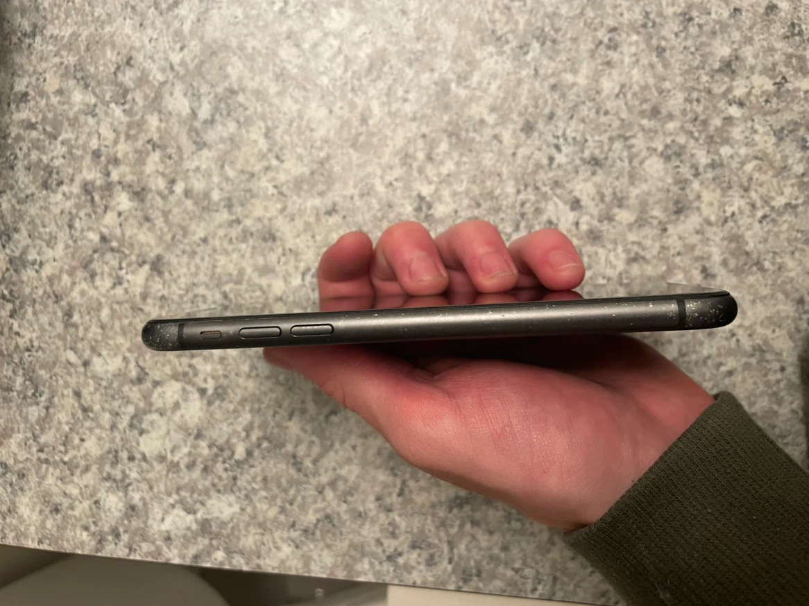 Apple iPhone 11 - photo 5