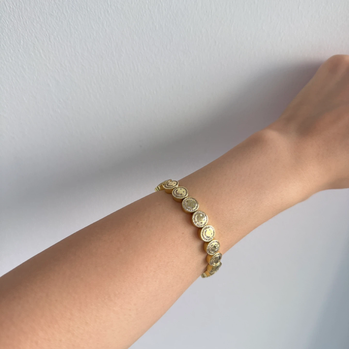 Lisa Gozlan smile bracelet