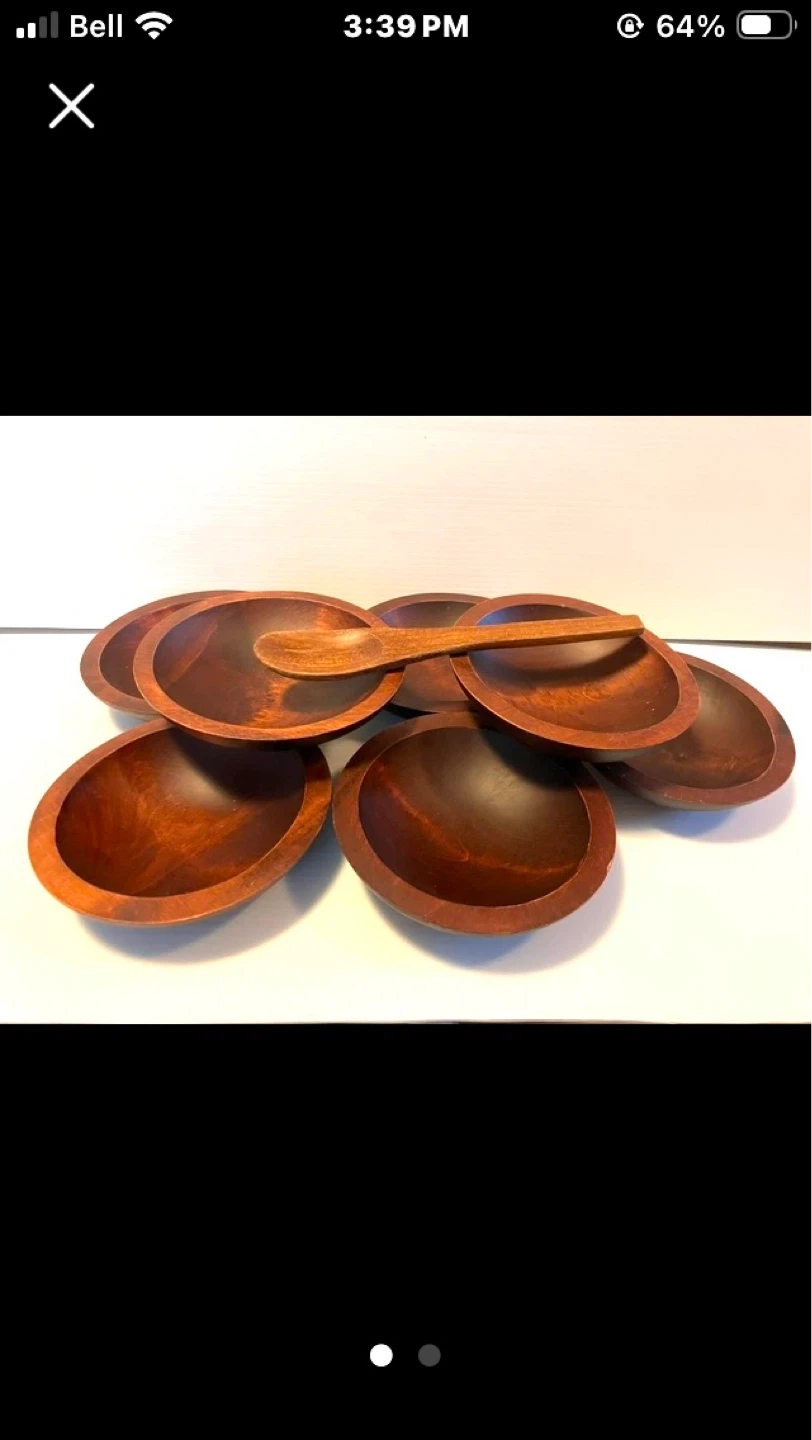 8 VINTAGE WOODEN SALAD BOWLS @ 1 SPOON