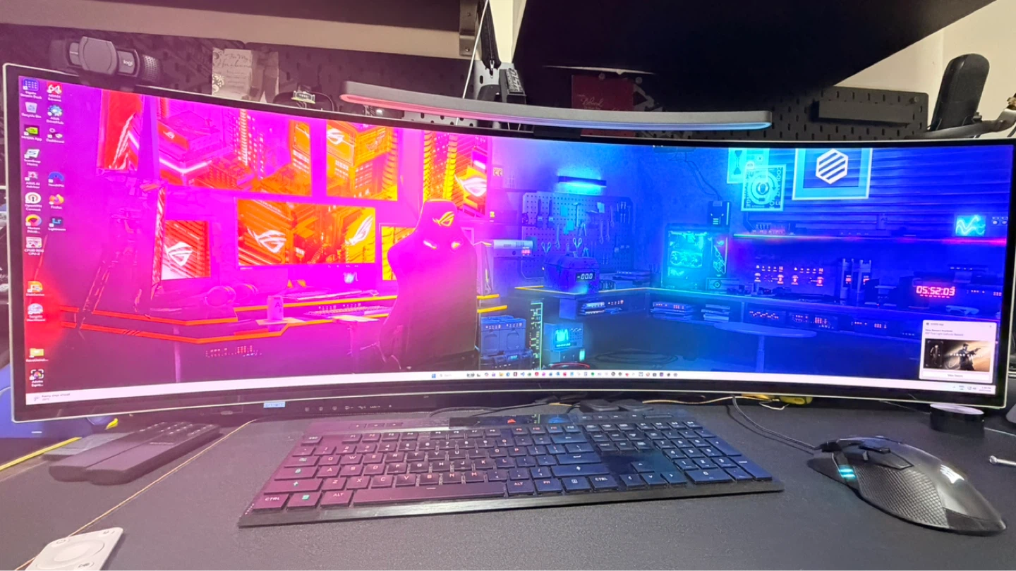 Samsung 49 inch Odyssey OLED G9 Gaming Monitor (LS49CG954SNXZA)