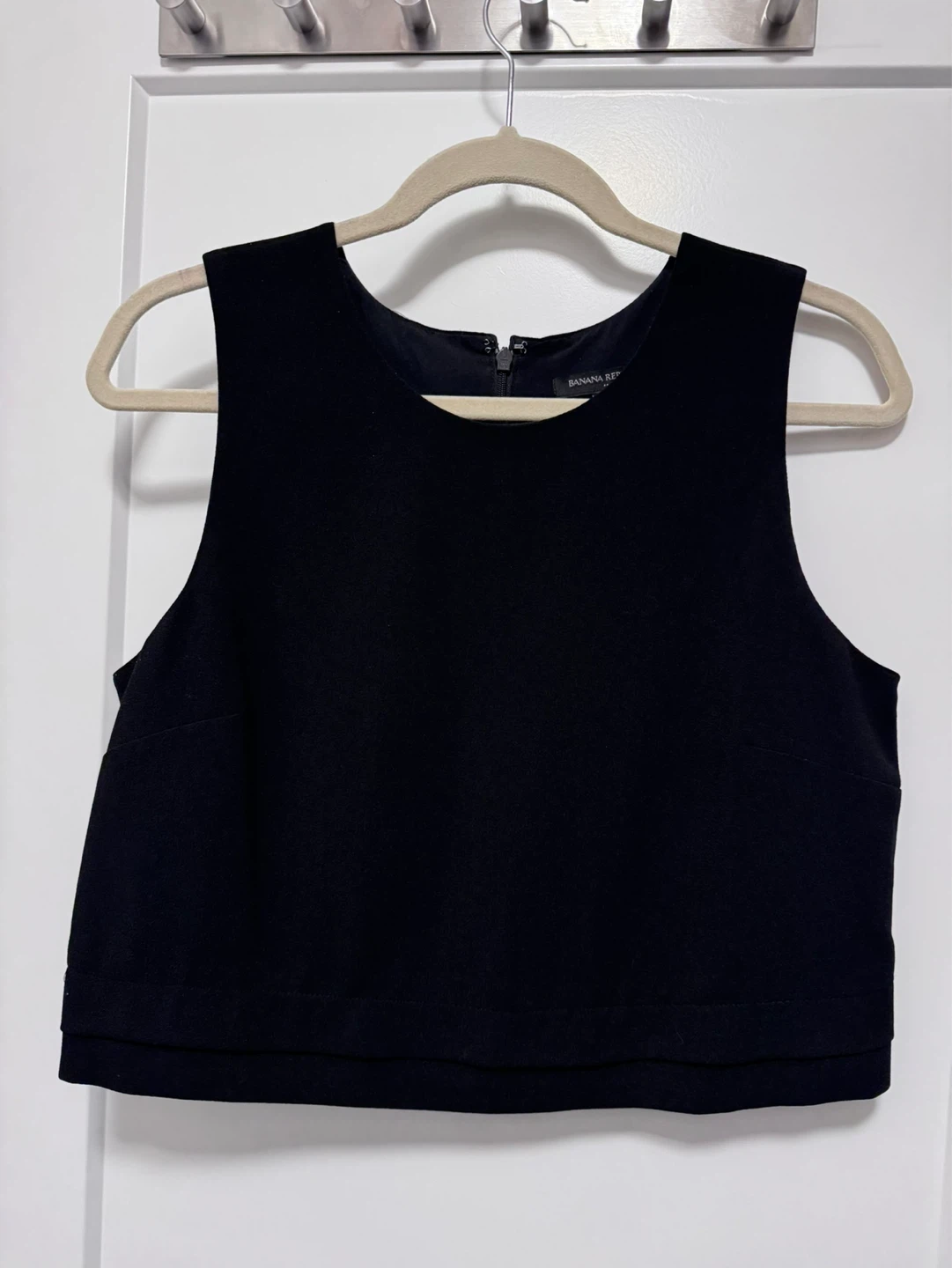 Banana Republic Petite Black Crop Top Size 10 ⚽