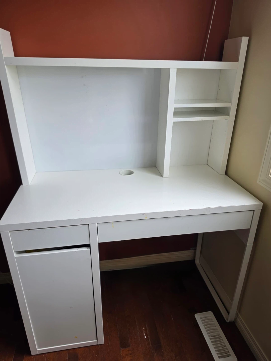 White Desk with Hutch and Shelving